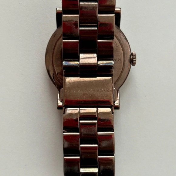 FALL CLEARANCE Marc by Marc Jacobs Women's MBM3119 Amy Brown Watch - Picture 5 of 7